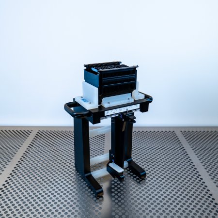 Manual single wafer presenter (WHS-P4) 100 mm (4”)